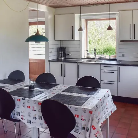 Σπίτι διακοπών 4 Bedroom Beautiful Home In Tranekaer *