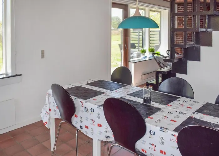 Semesterbostad Four-bedroom In Tranekar